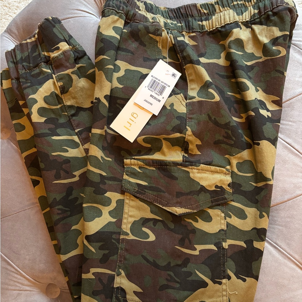 Madden Girl Camouflage Teen Girls Bottoms